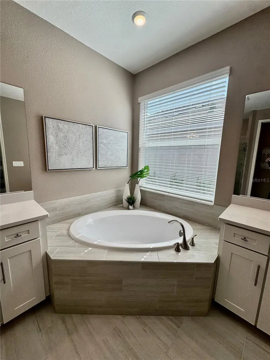 19140 CHERRYSTONE WAY, LAKEWOOD RANCH, FL, photo 12 of 36