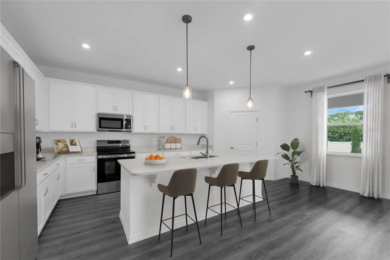 Compass Pointe home, photo 8 of 8