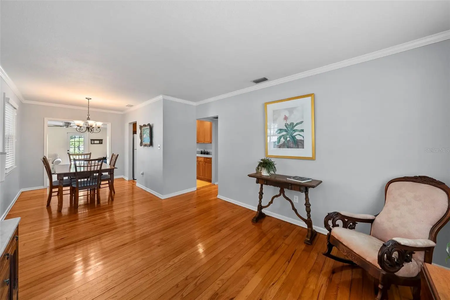 3823 W TACON STREET, TAMPA, FL, photo 5 of 40