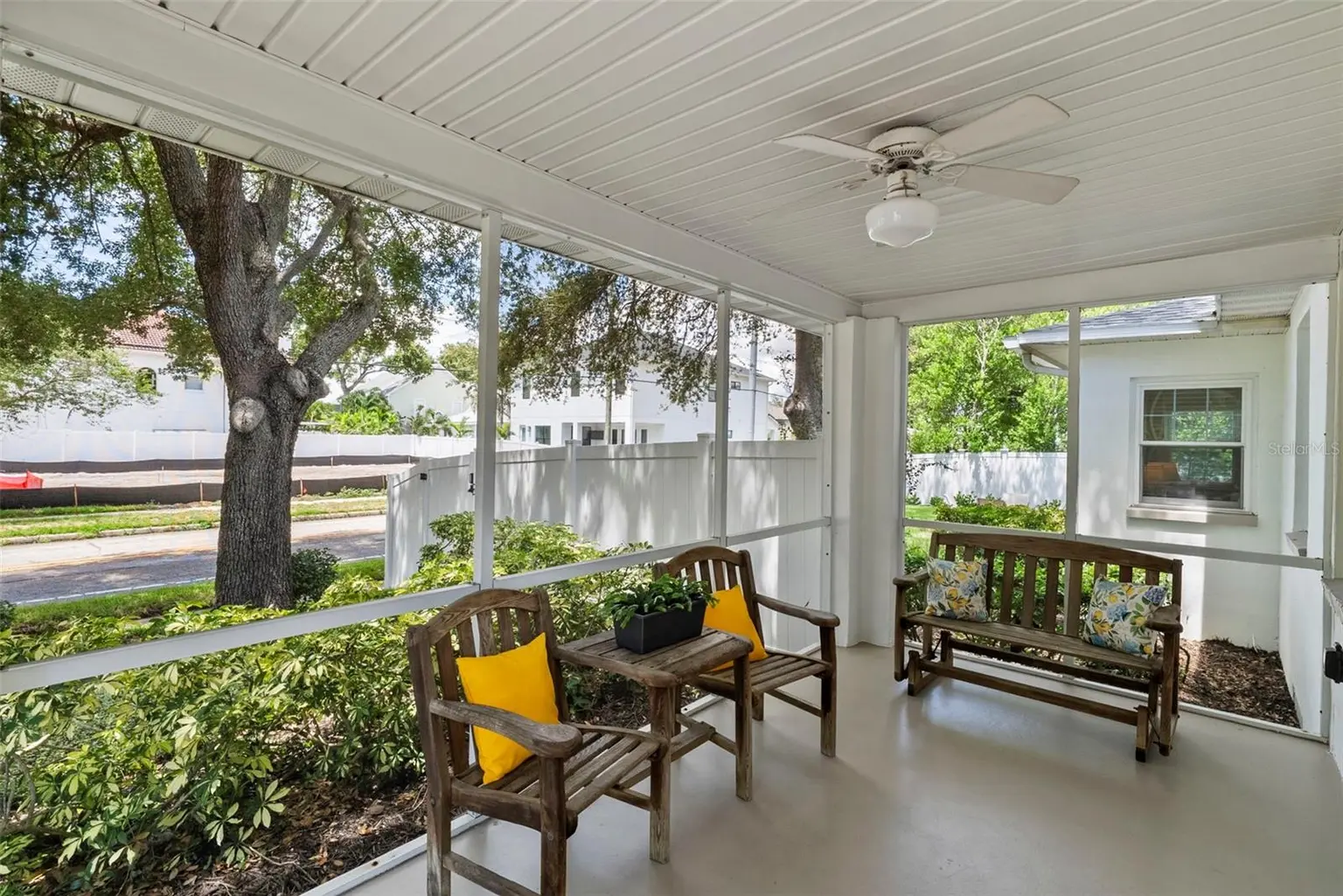 3823 W TACON STREET, TAMPA, FL, photo 7 of 40