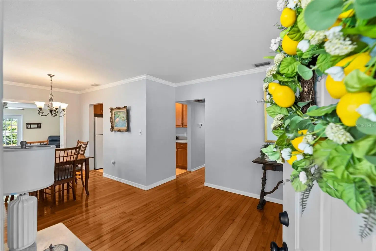 3823 W TACON STREET, TAMPA, FL, photo 9 of 40