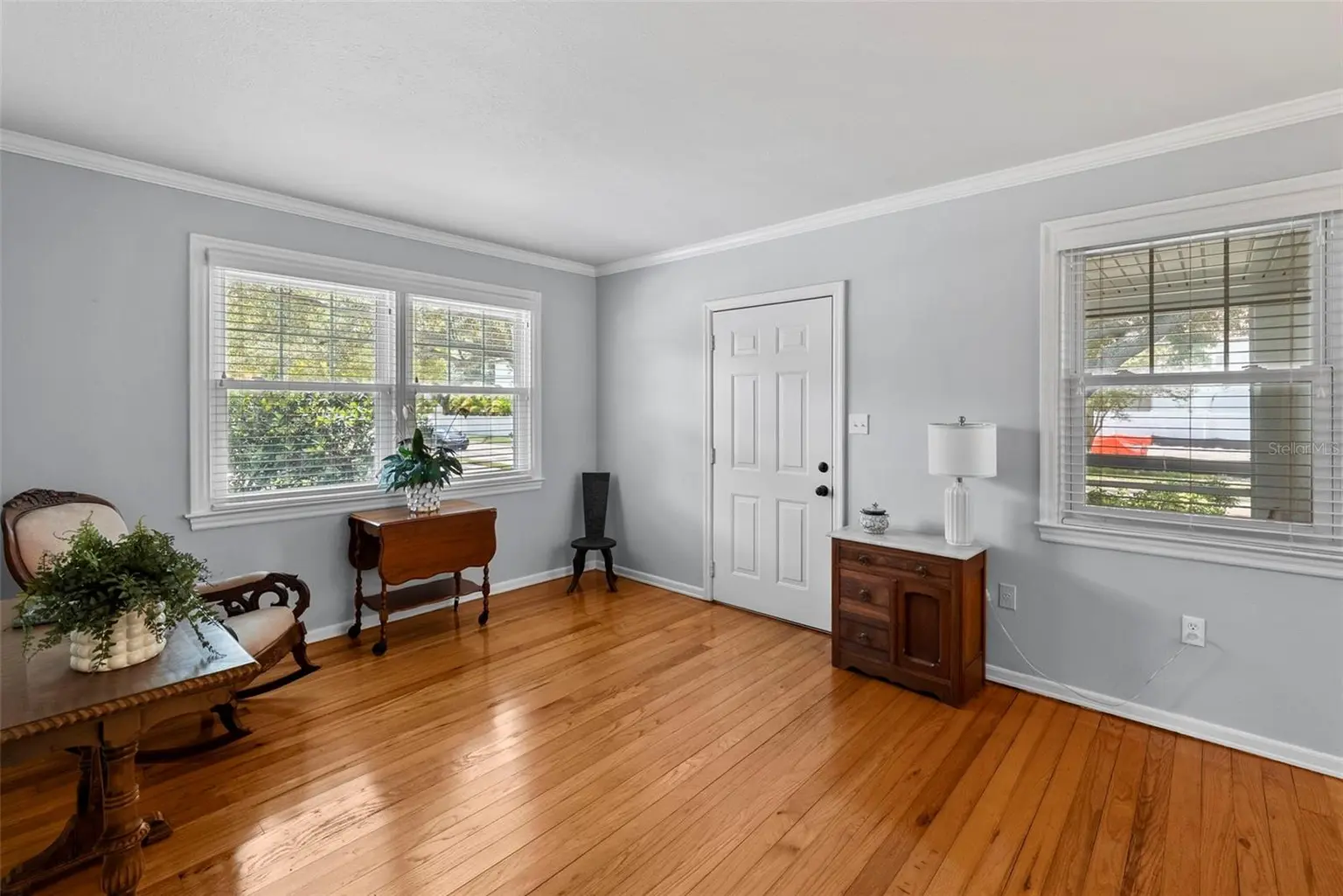 3823 W TACON STREET, TAMPA, FL, photo 10 of 40