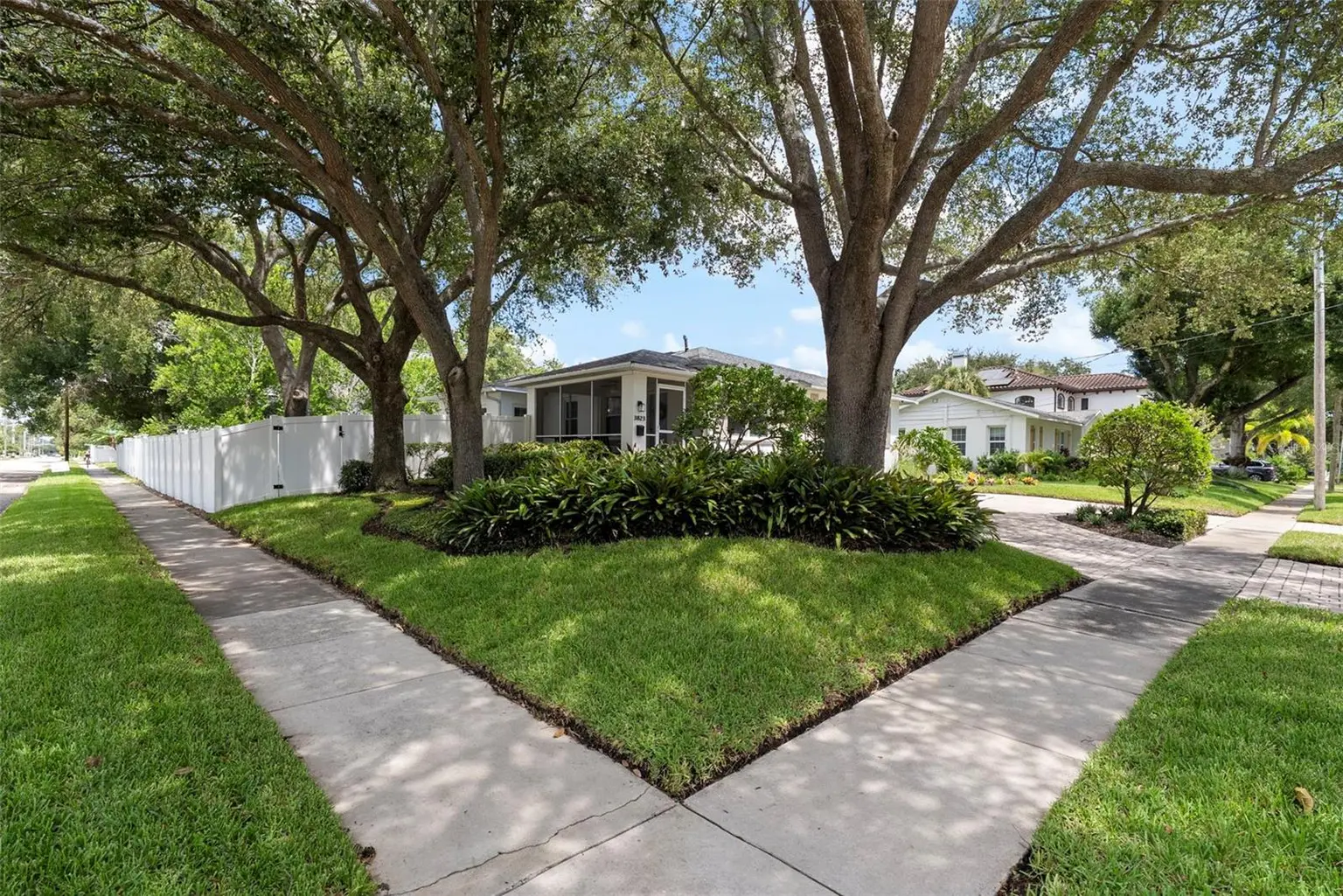 3823 W TACON STREET, TAMPA, FL, photo 38 of 40