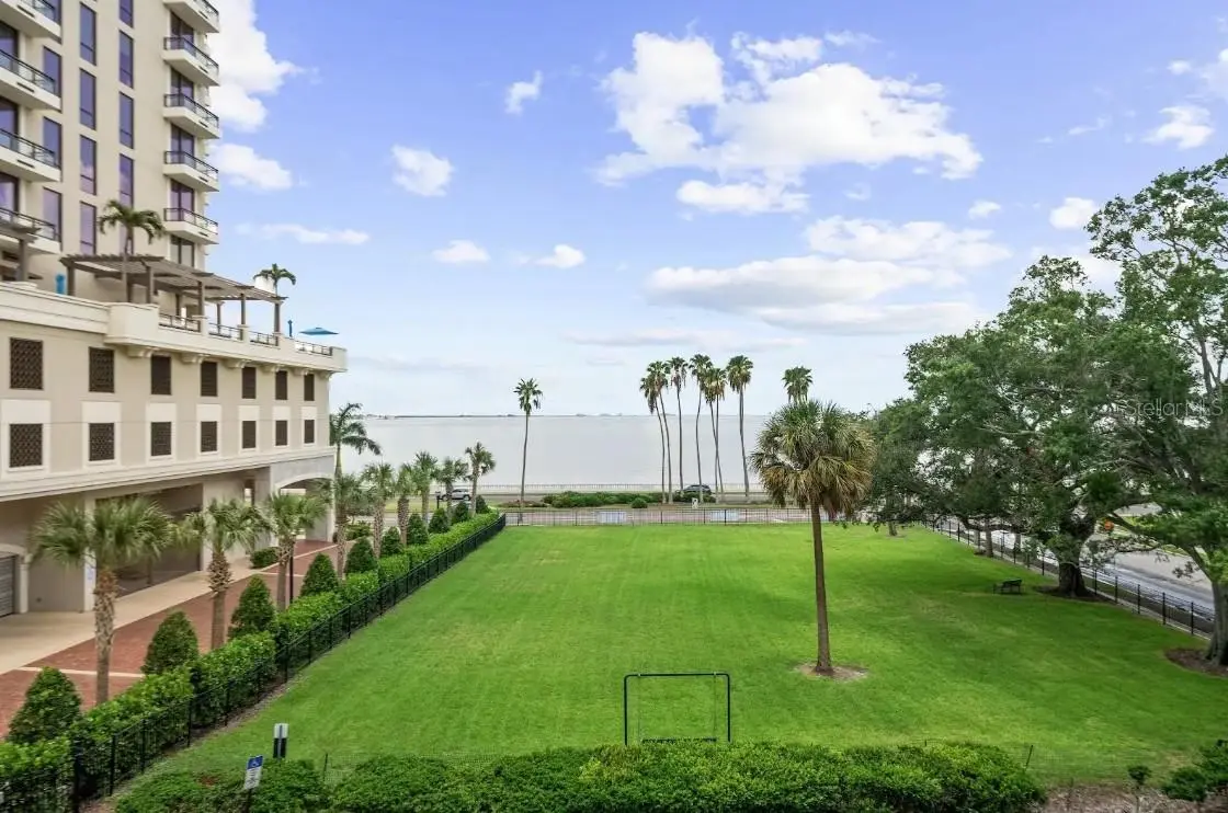 2109 BAYSHORE BOULEVARD #303, TAMPA, FL