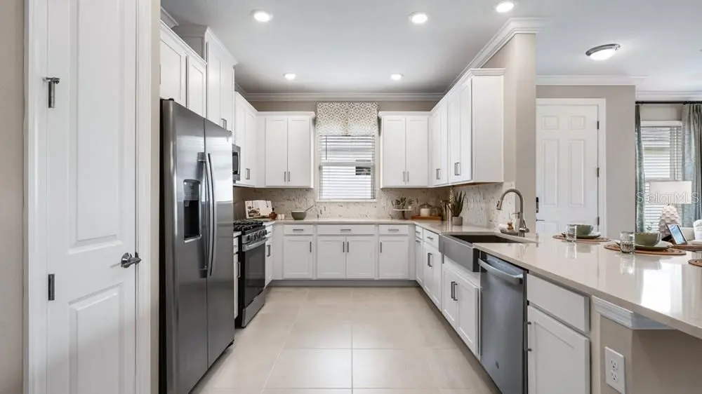3801 FRACCARETA WAY, WESLEY CHAPEL, FL, photo 3 of 27