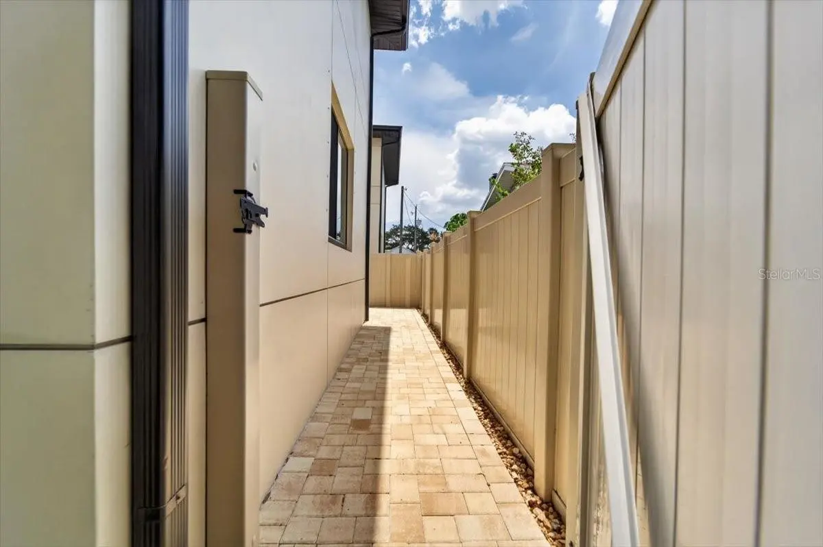 2501 W NORTH A STREET #B, TAMPA, FL, photo 27 of 93
