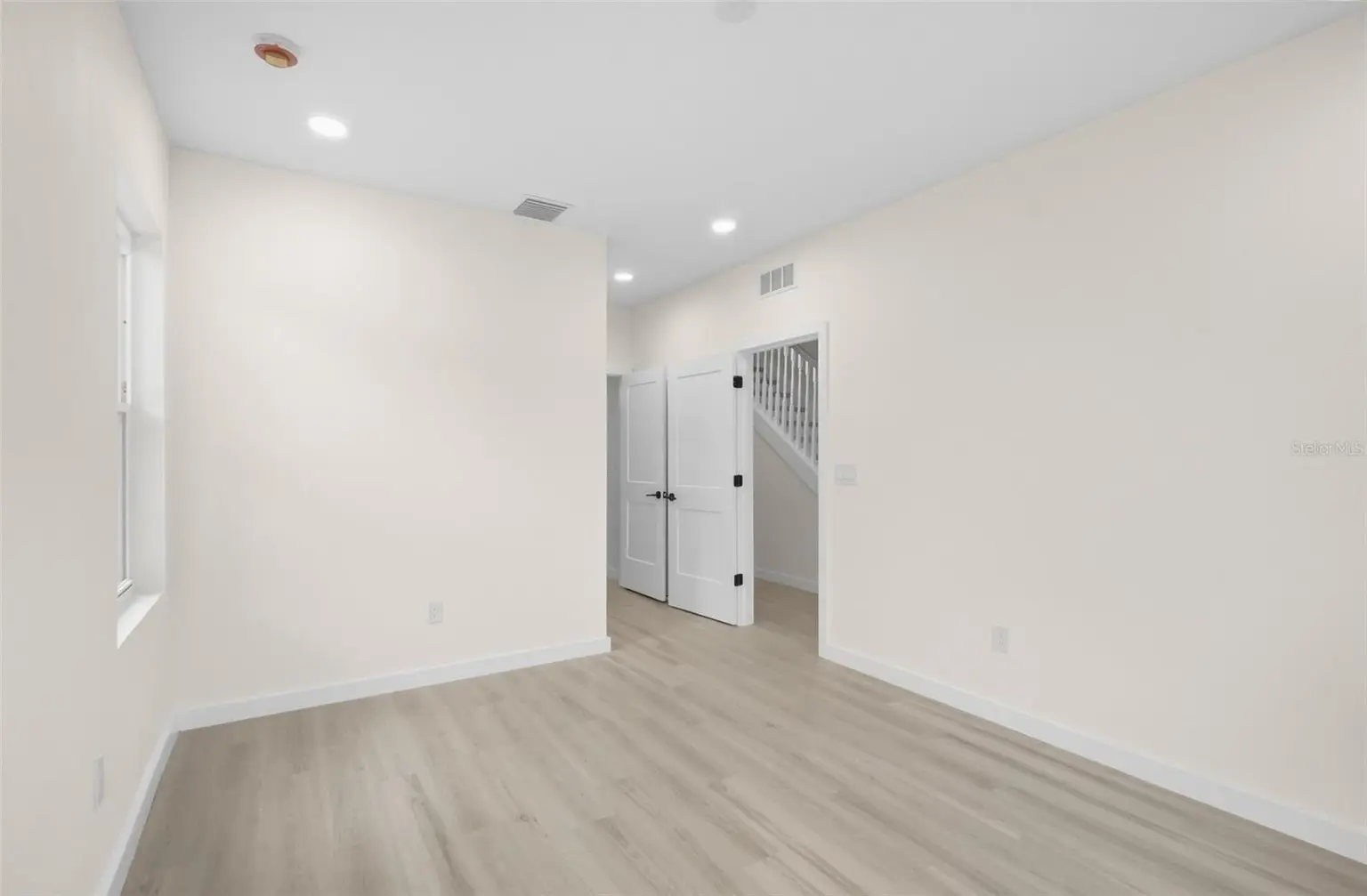 2142 5TH AVENUE N, ST PETERSBURG, FL, photo 9 of 55