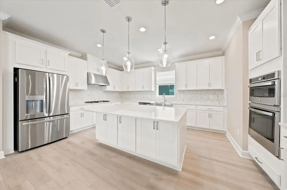 7727 CASPIAN, PALMETTO, FL, photo 14 of 42