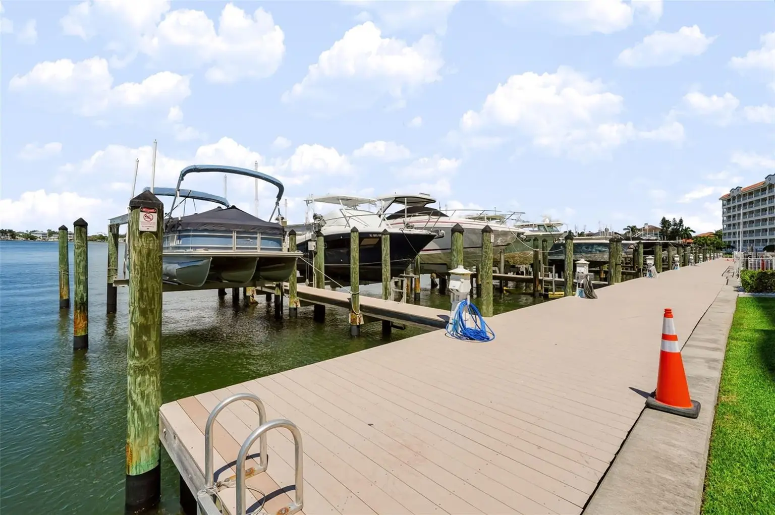 102 WIMBLEDON COURT, REDINGTON SHORES, FL, photo 77 of 90