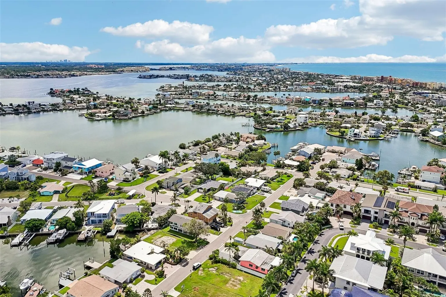 17610 1ST STREET E, REDINGTON SHORES, FL, photo 19 of 22