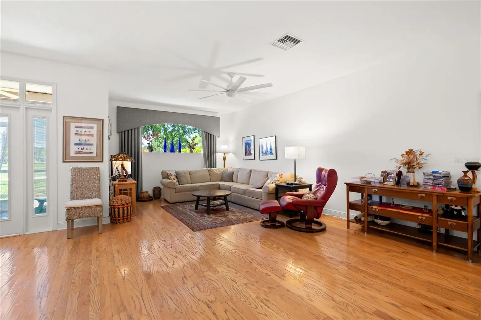 6058 GULFPORT BOULEVARD S, GULFPORT, FL, photo 10 of 61