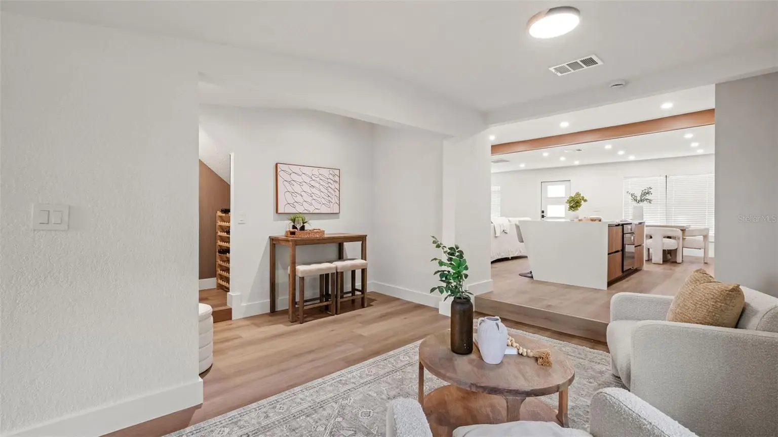 3415 W BARCELONA STREET, TAMPA, FL, photo 9 of 72