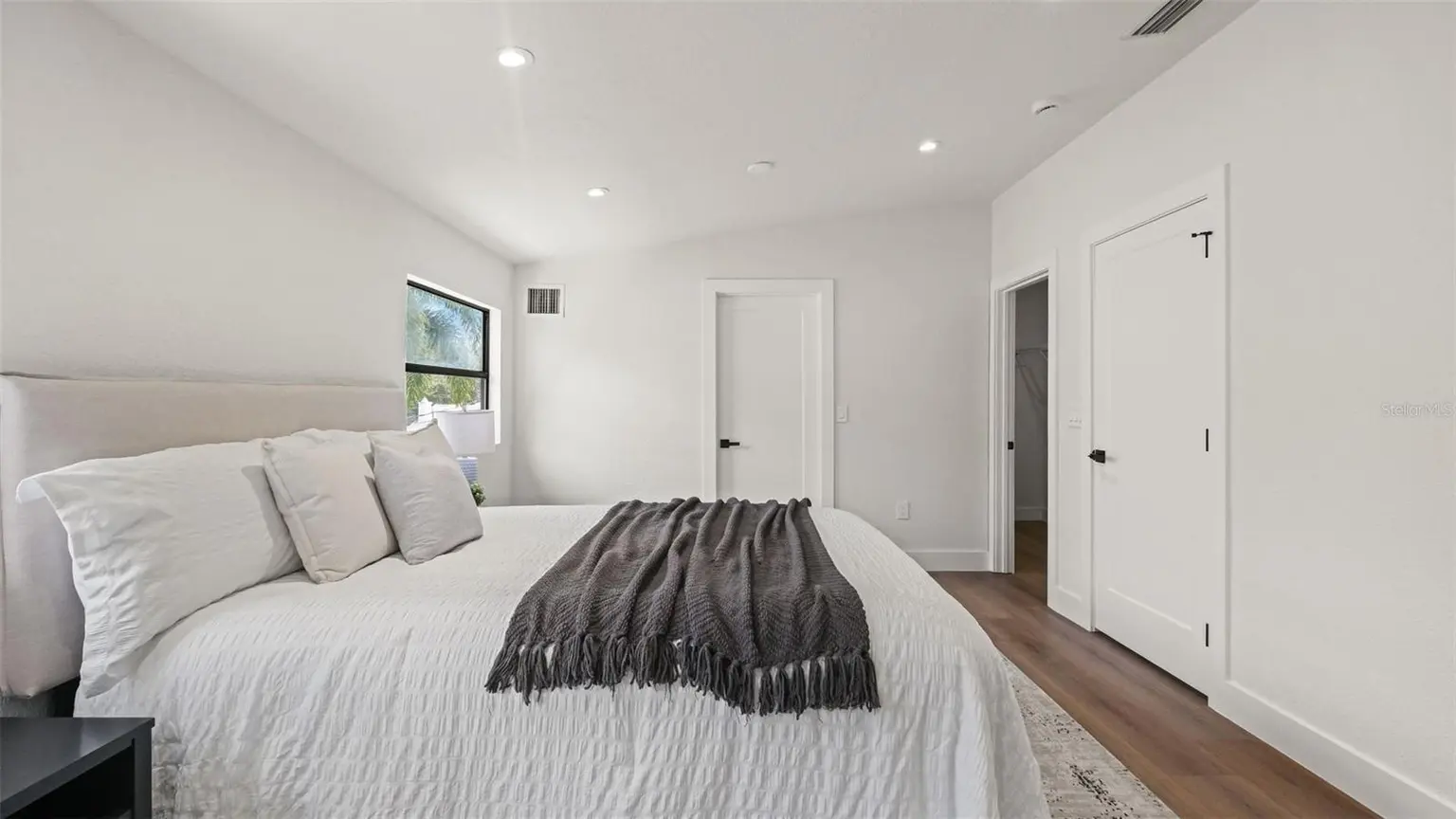 3415 W BARCELONA STREET, TAMPA, FL, photo 37 of 72