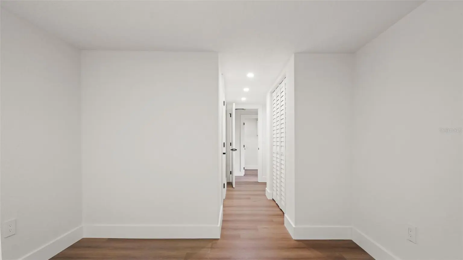 3415 W BARCELONA STREET, TAMPA, FL, photo 43 of 72