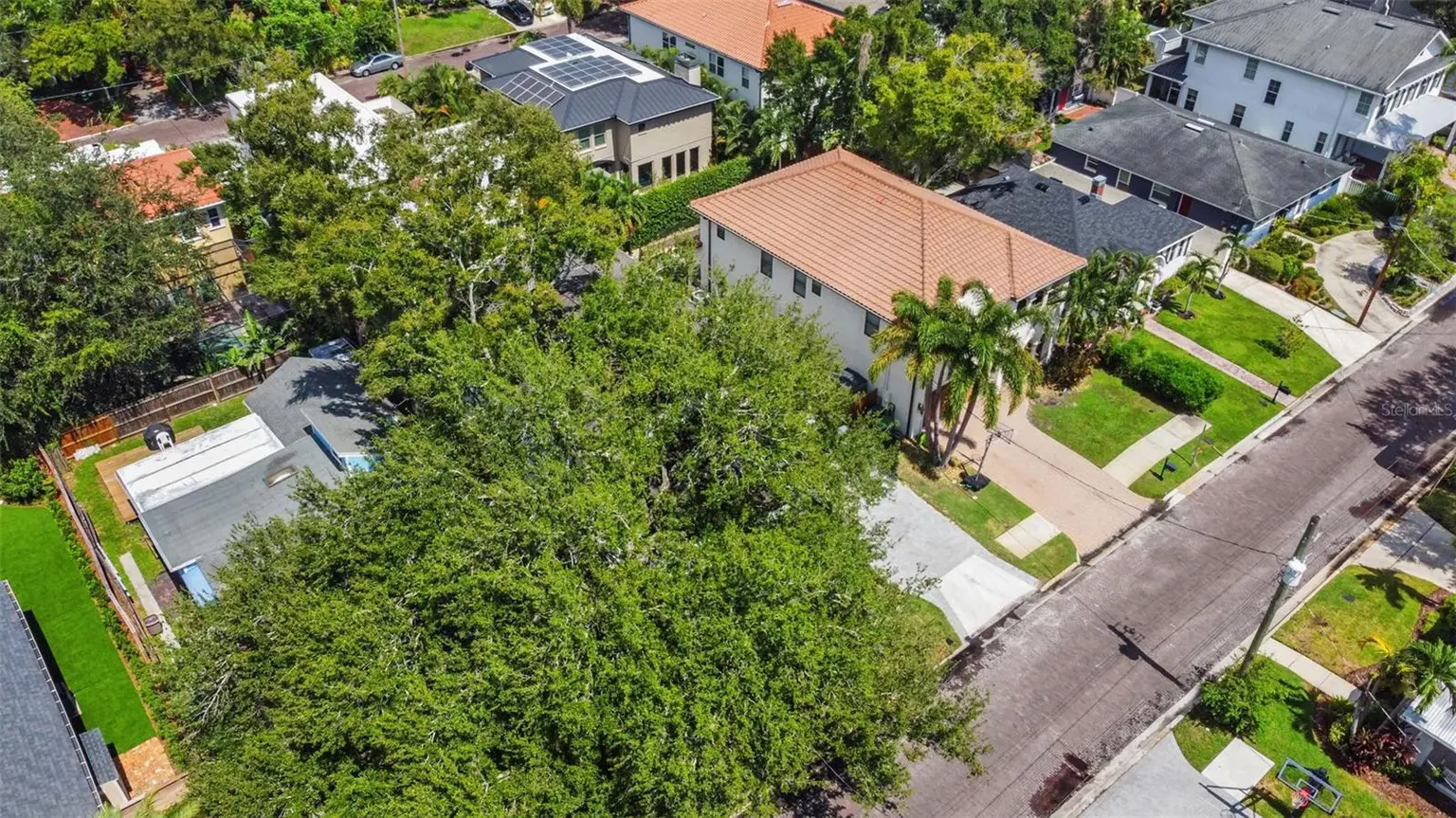 3415 W BARCELONA STREET, TAMPA, FL, photo 63 of 72