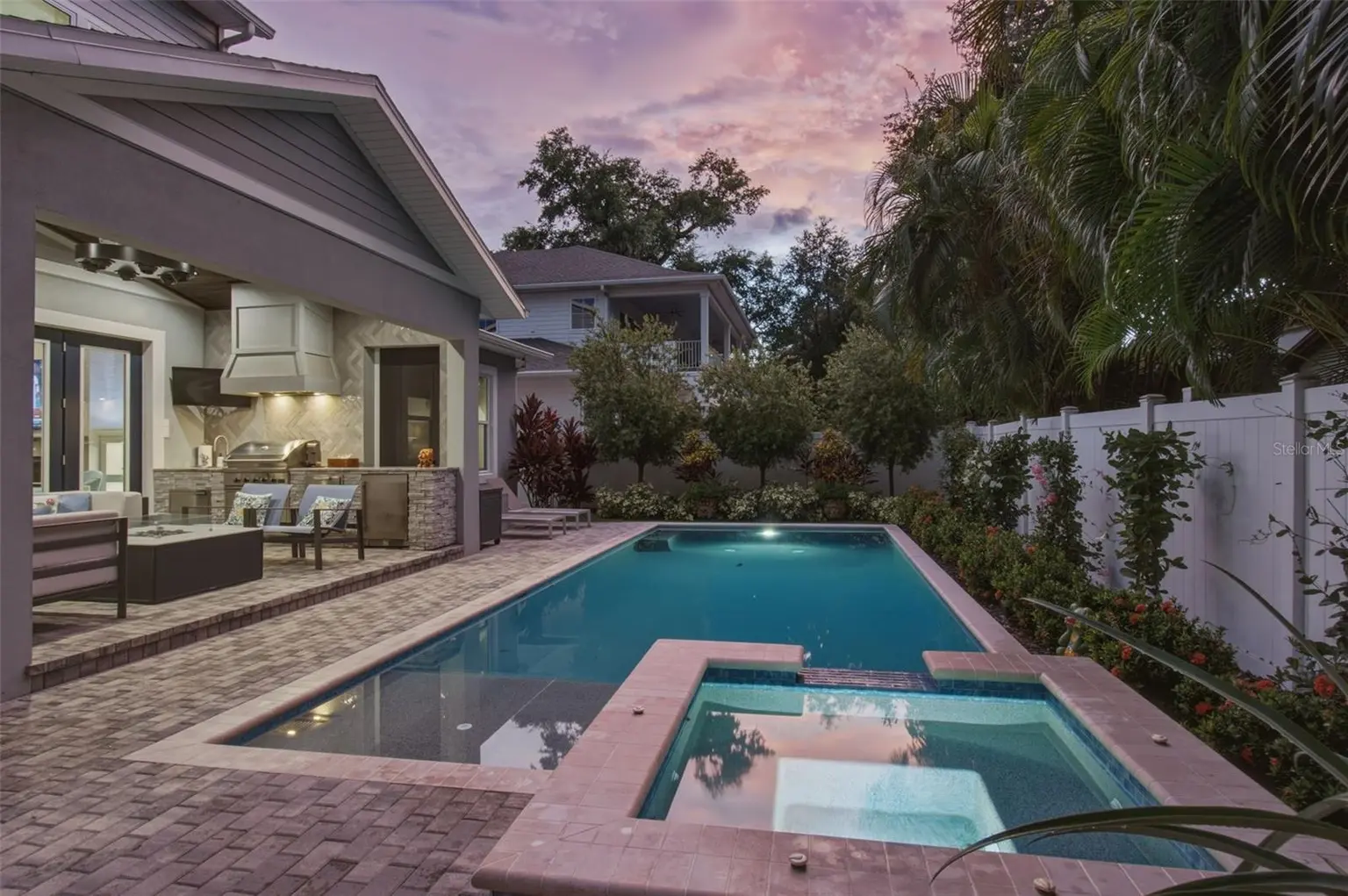 3103 W HAWTHORNE ROAD, TAMPA, FL, photo 58 of 60