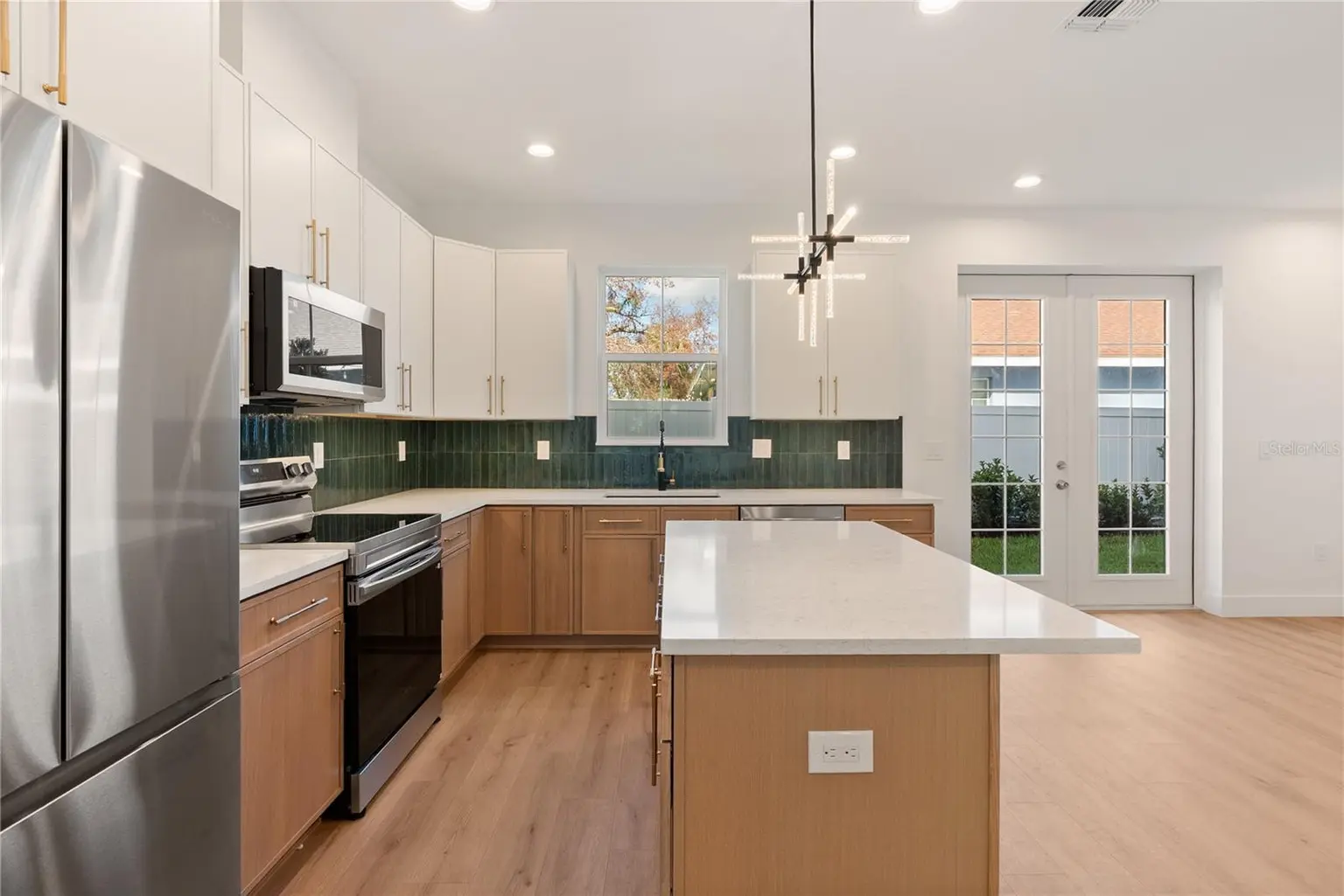 Sanders & Clays home, photo 8 of 8