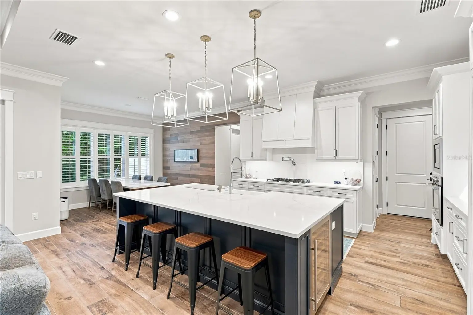 4309 W BARCELONA STREET, TAMPA, FL, photo 9 of 72