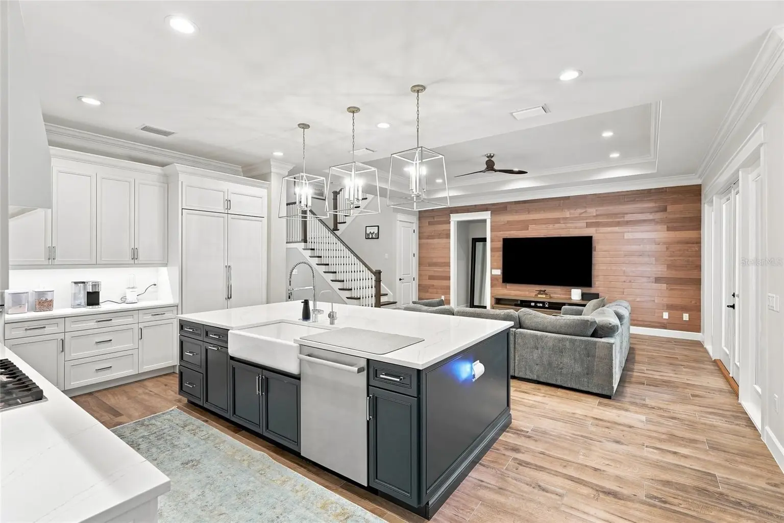 4309 W BARCELONA STREET, TAMPA, FL, photo 14 of 72