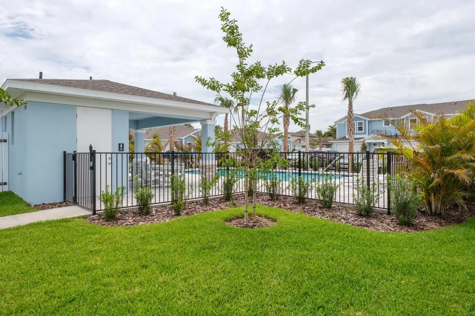 2564 MARIO WAY, CLEARWATER, FL, photo 4 of 11