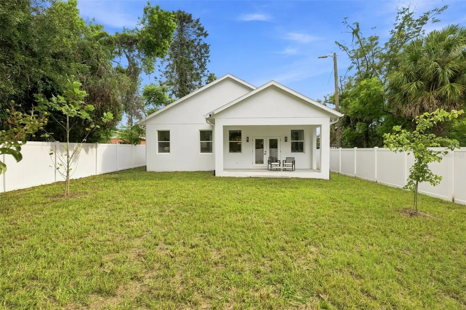 3008 E OSBORNE AVENUE, TAMPA, FL, photo 24 of 25