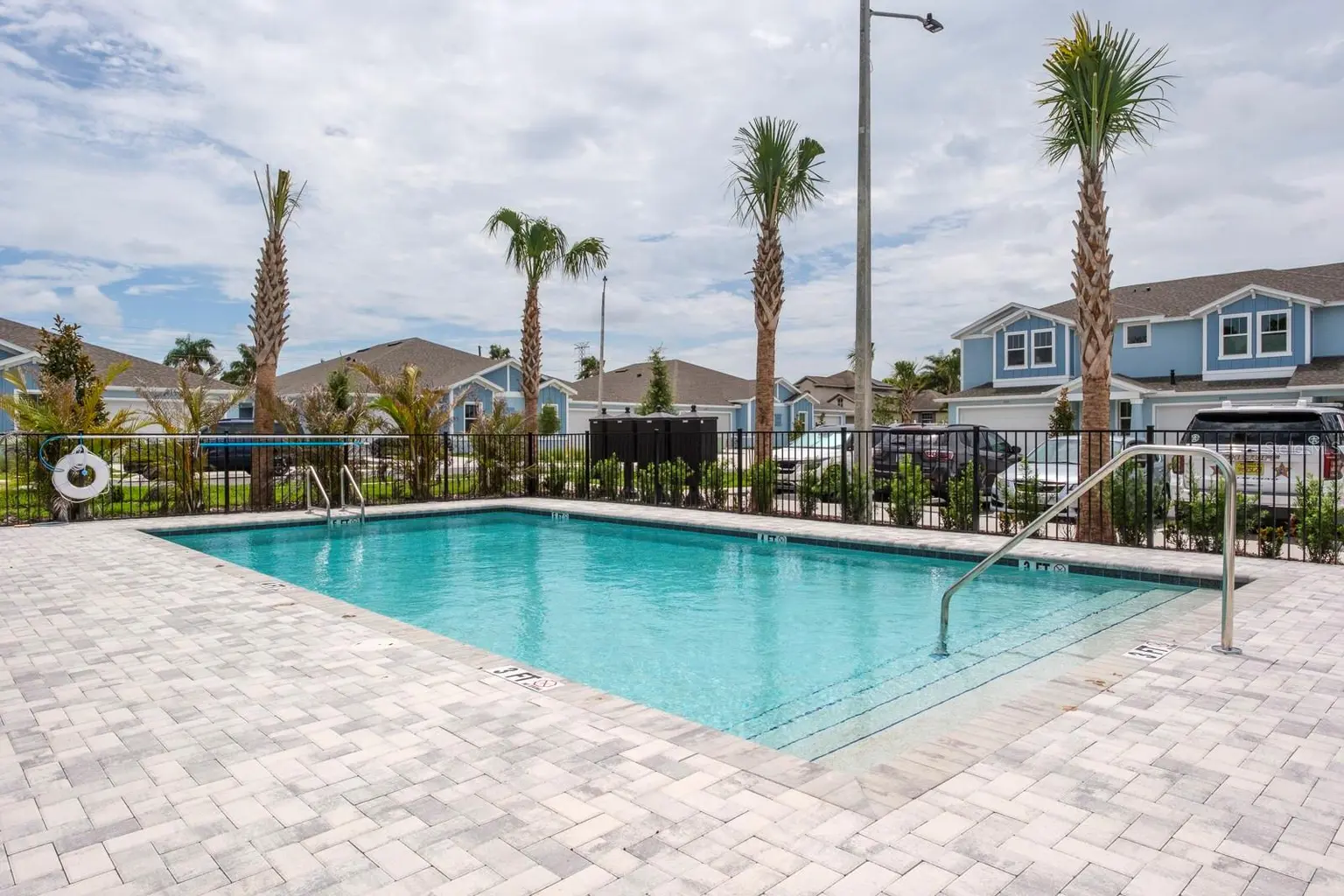2540 MARIO WAY, CLEARWATER, FL, photo 8 of 11