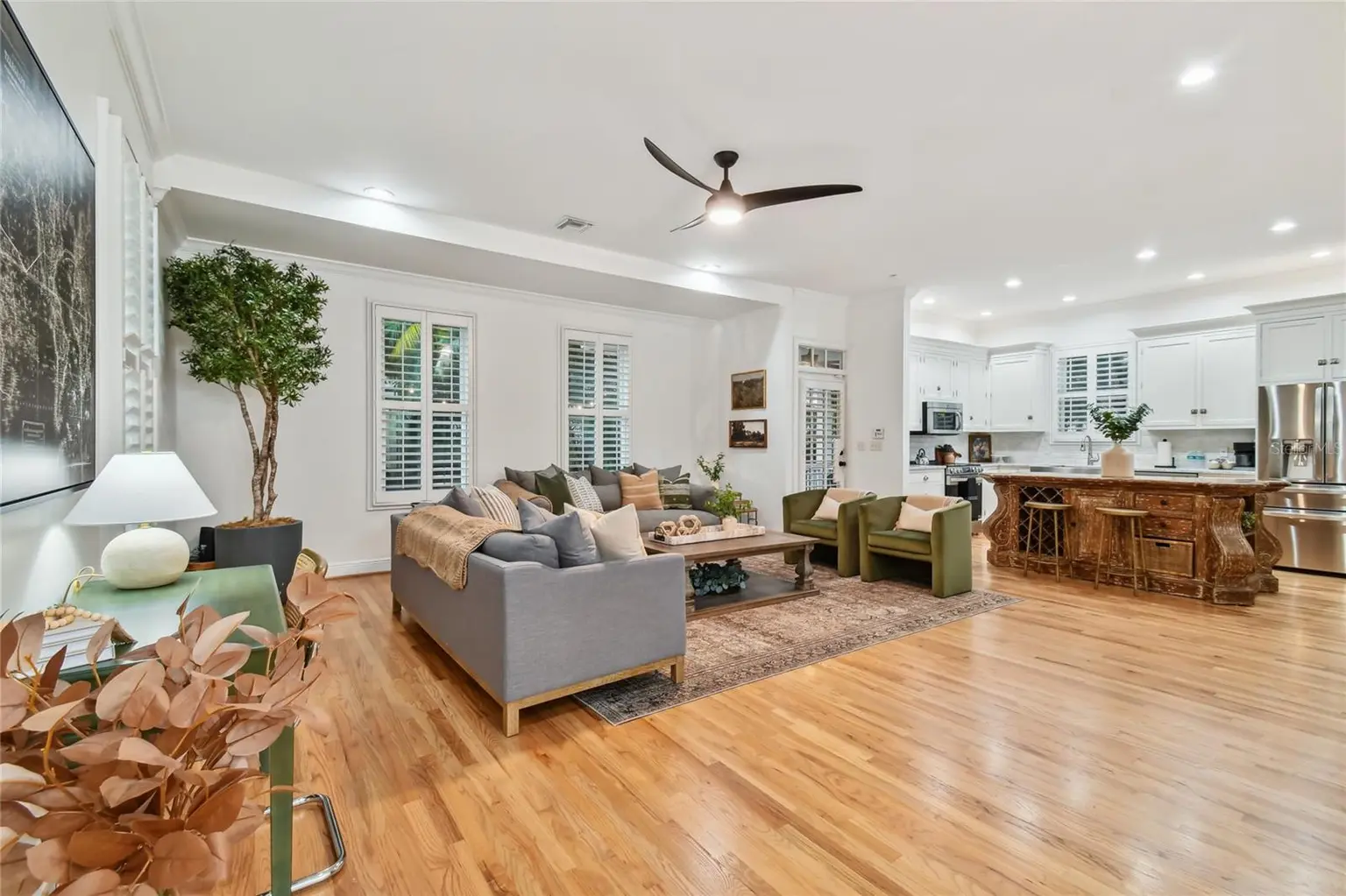 701 S PACKWOOD AVENUE, TAMPA, FL, photo 9 of 70