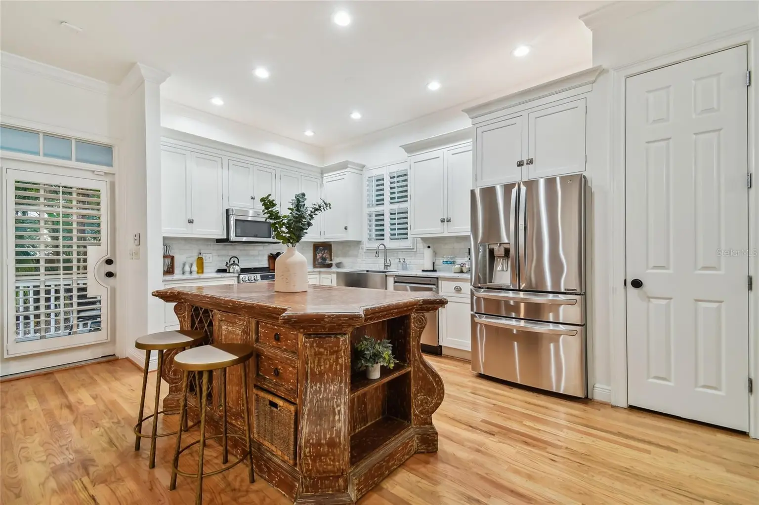701 S PACKWOOD AVENUE, TAMPA, FL, photo 15 of 70