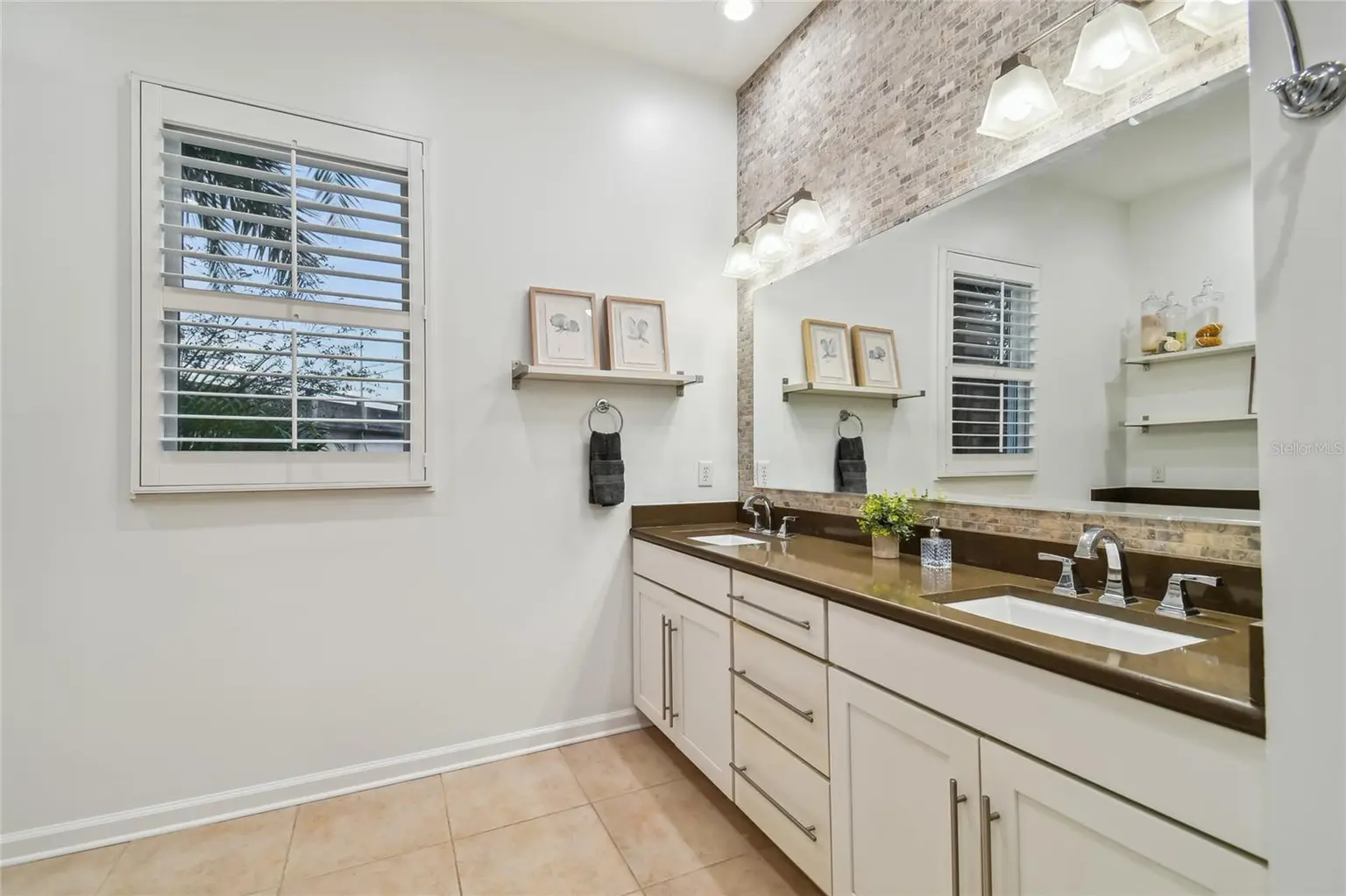 701 S PACKWOOD AVENUE, TAMPA, FL, photo 31 of 70
