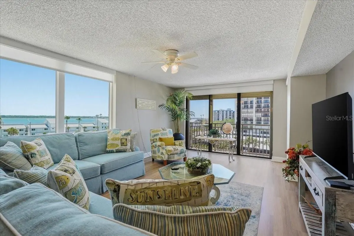 1430 GULF BOULEVARD #407, CLEARWATER BEACH, FL, photo 5 of 54