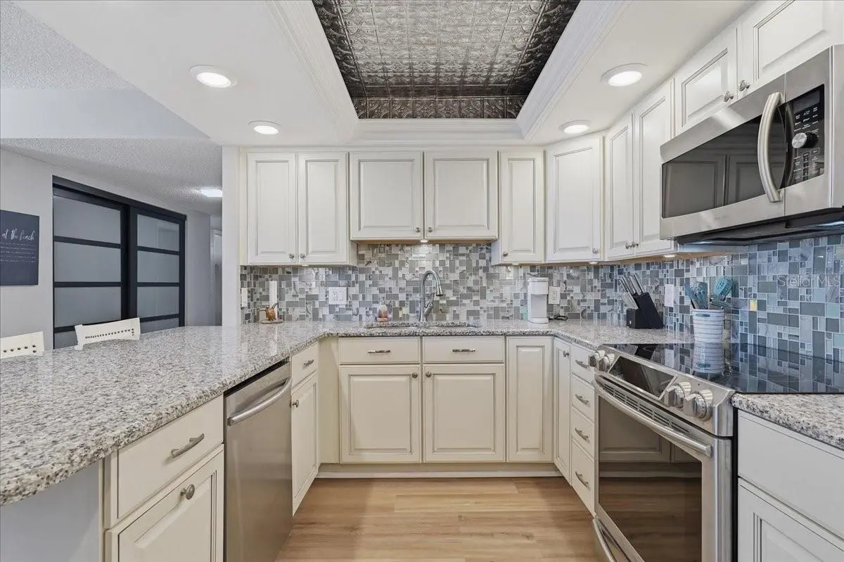 1430 GULF BOULEVARD #407, CLEARWATER BEACH, FL, photo 17 of 54