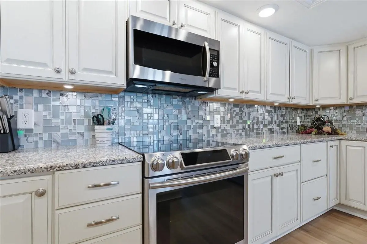 1430 GULF BOULEVARD #407, CLEARWATER BEACH, FL, photo 19 of 54