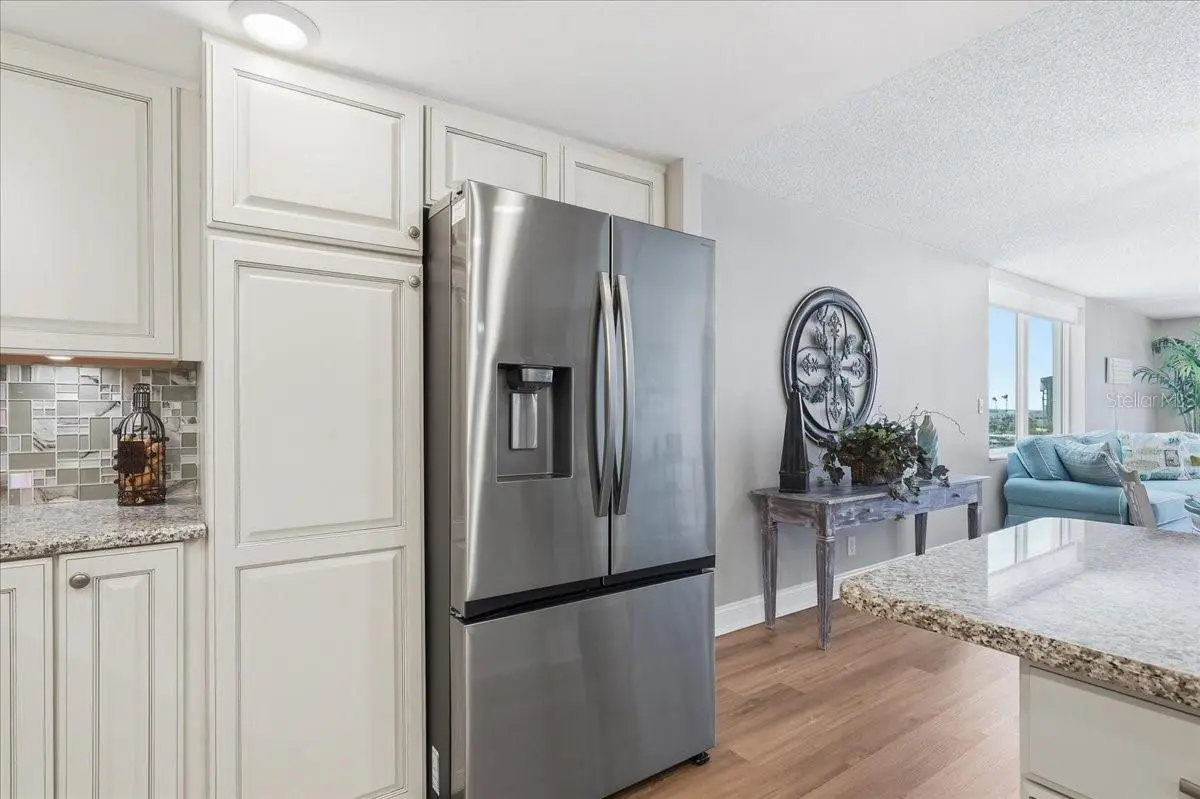 1430 GULF BOULEVARD #407, CLEARWATER BEACH, FL, photo 20 of 54