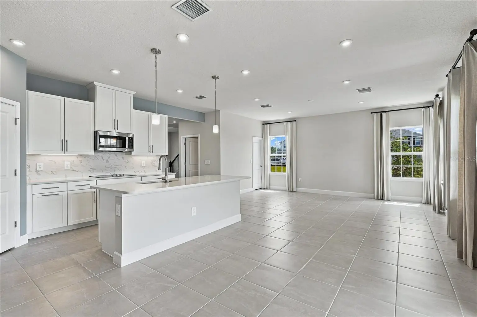 4640 ARDEN WAY, BRADENTON, FL, photo 5 of 33