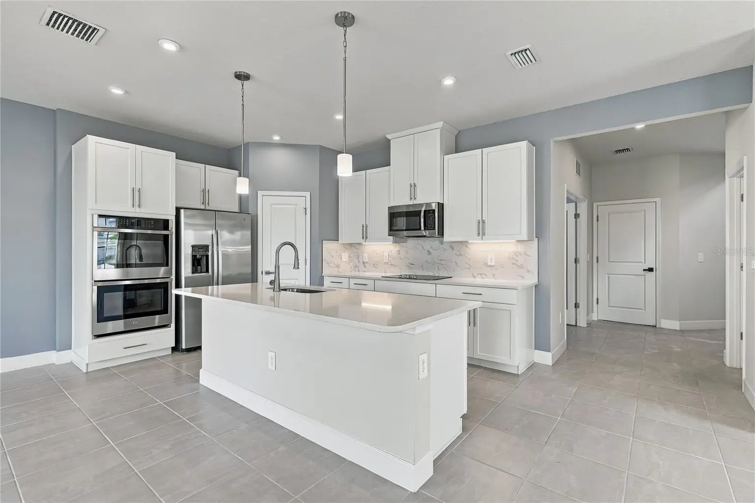 4640 ARDEN WAY, BRADENTON, FL, photo 6 of 33