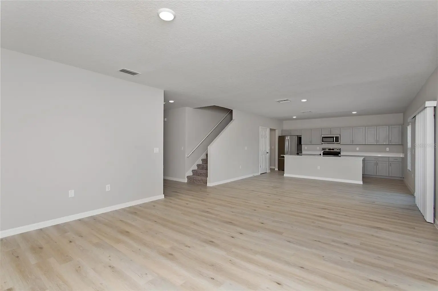36675 THORNHEDGE DRIVE, ZEPHYRHILLS, FL, photo 14 of 31