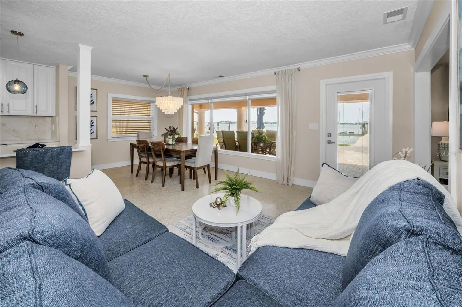 52 N PINE CIRCLE, BELLEAIR, FL, photo 16 of 62