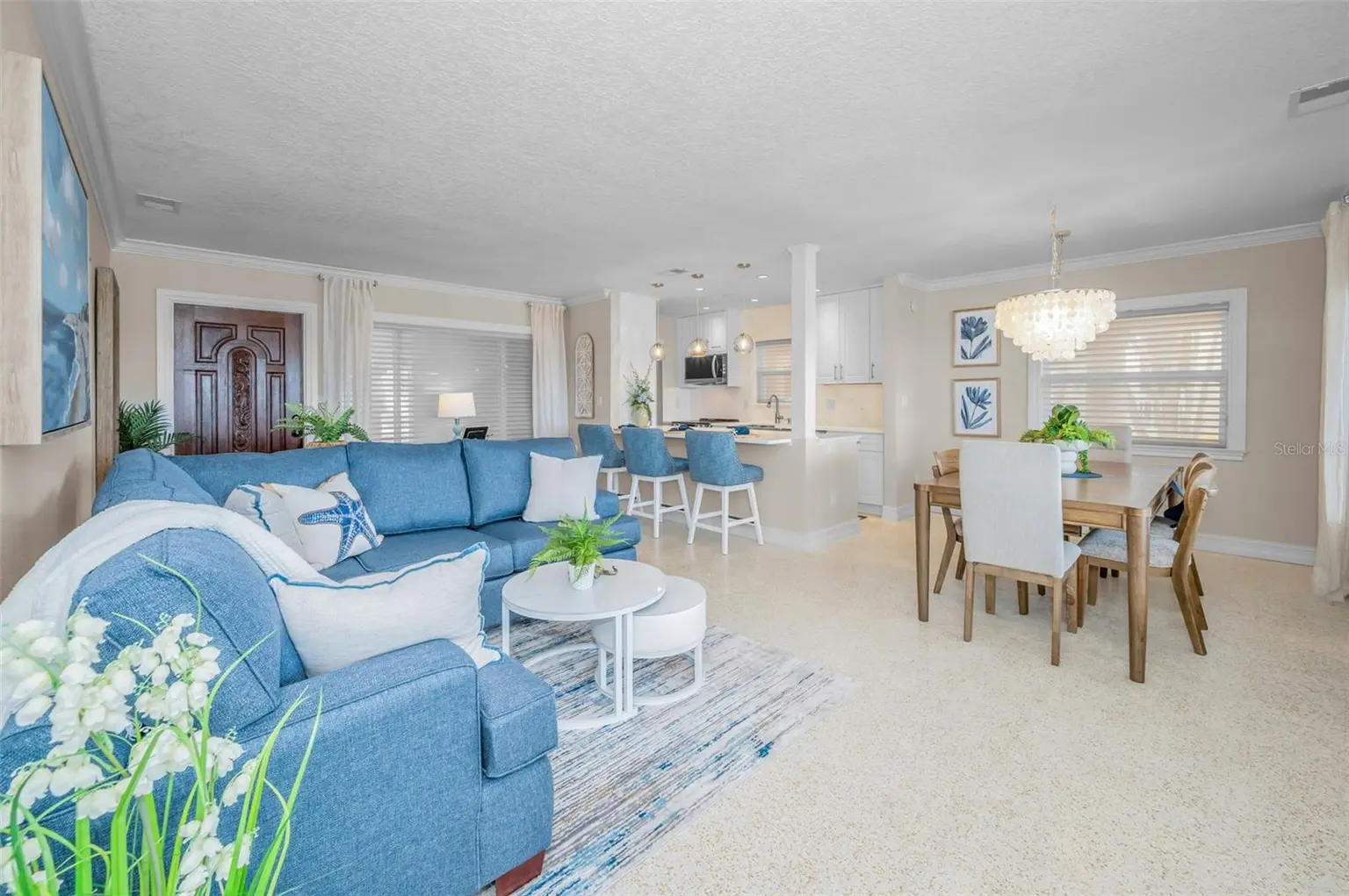 52 N PINE CIRCLE, BELLEAIR, FL, photo 17 of 62