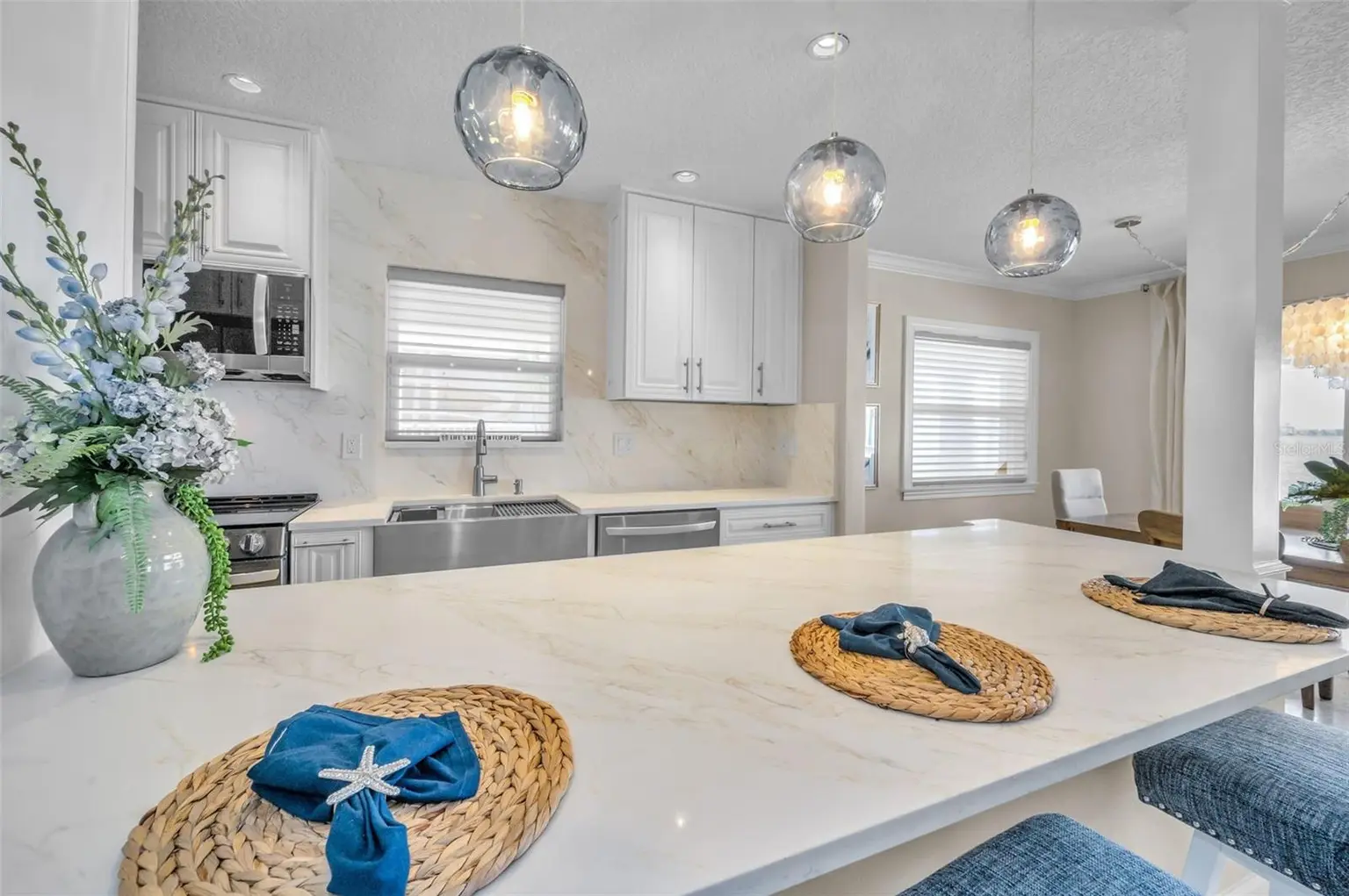 52 N PINE CIRCLE, BELLEAIR, FL, photo 24 of 62