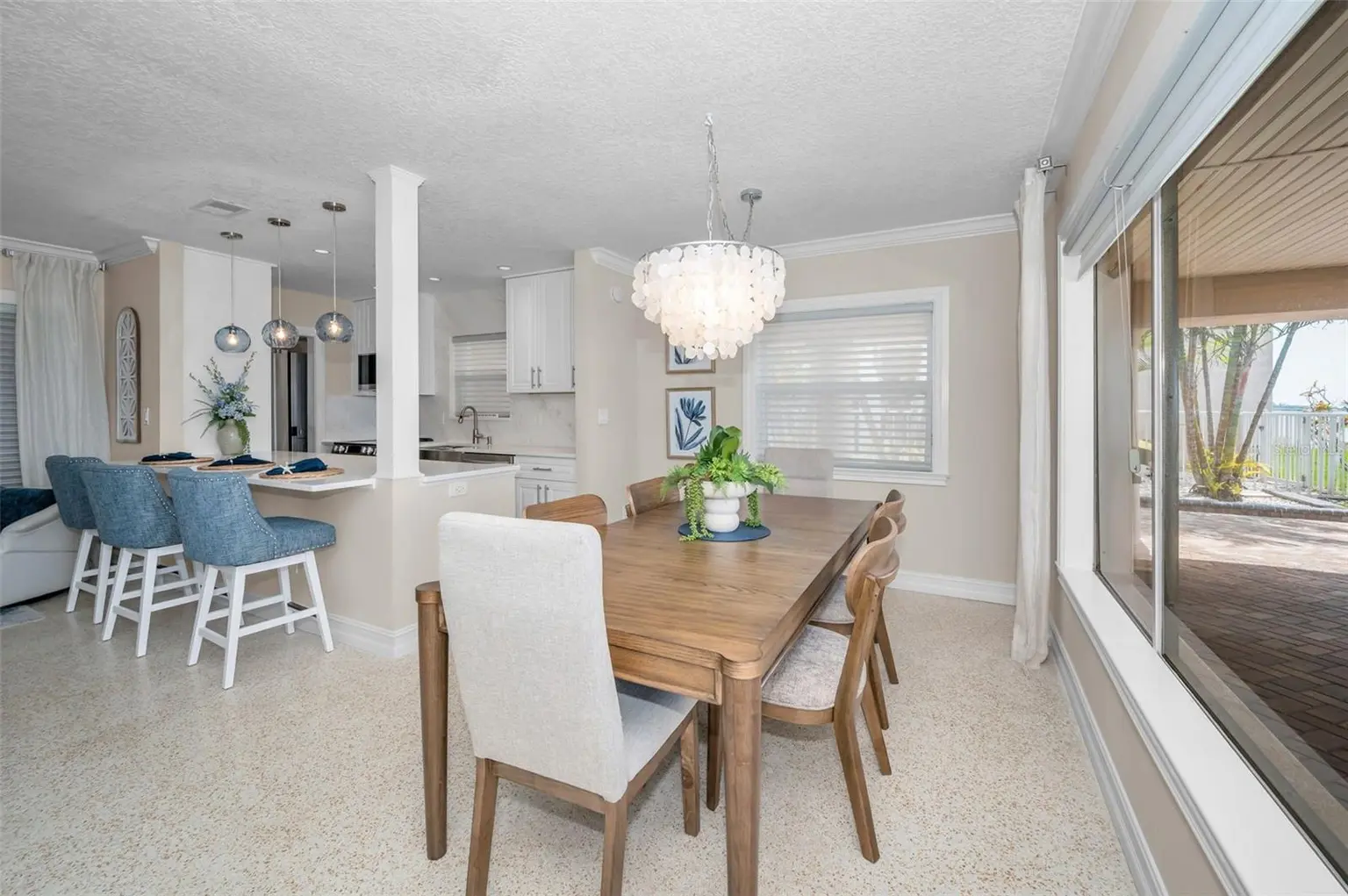 52 N PINE CIRCLE, BELLEAIR, FL, photo 30 of 62