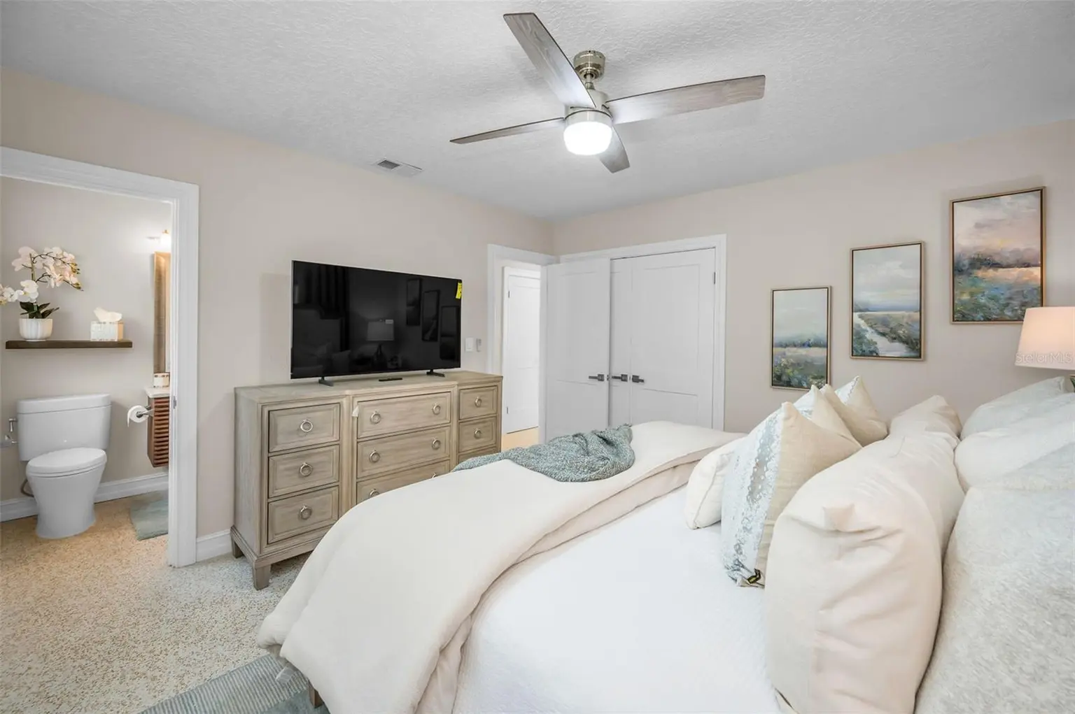 52 N PINE CIRCLE, BELLEAIR, FL, photo 35 of 62