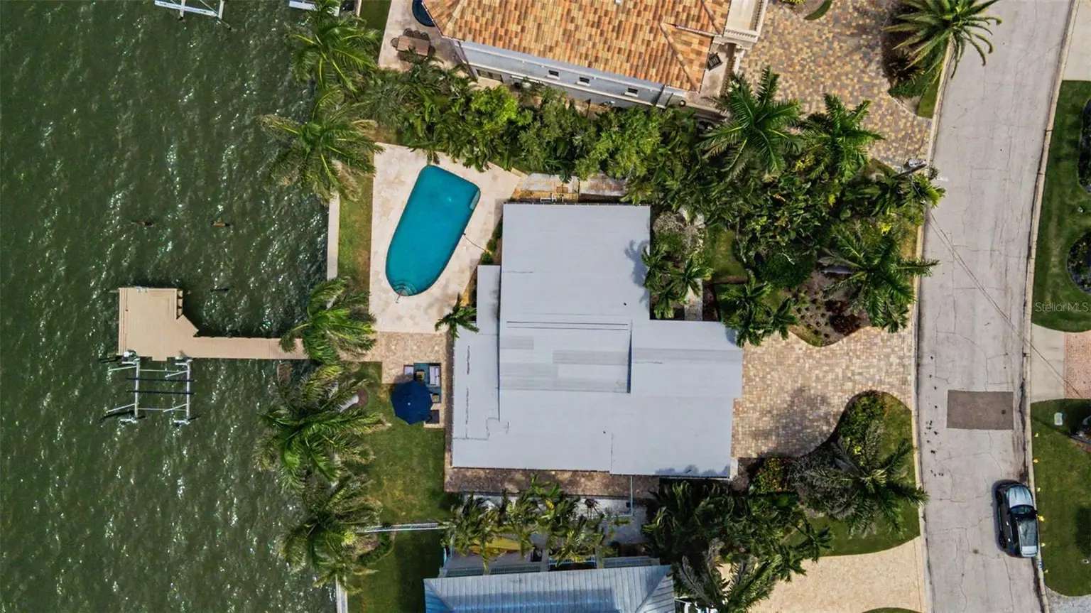 52 N PINE CIRCLE, BELLEAIR, FL, photo 56 of 62