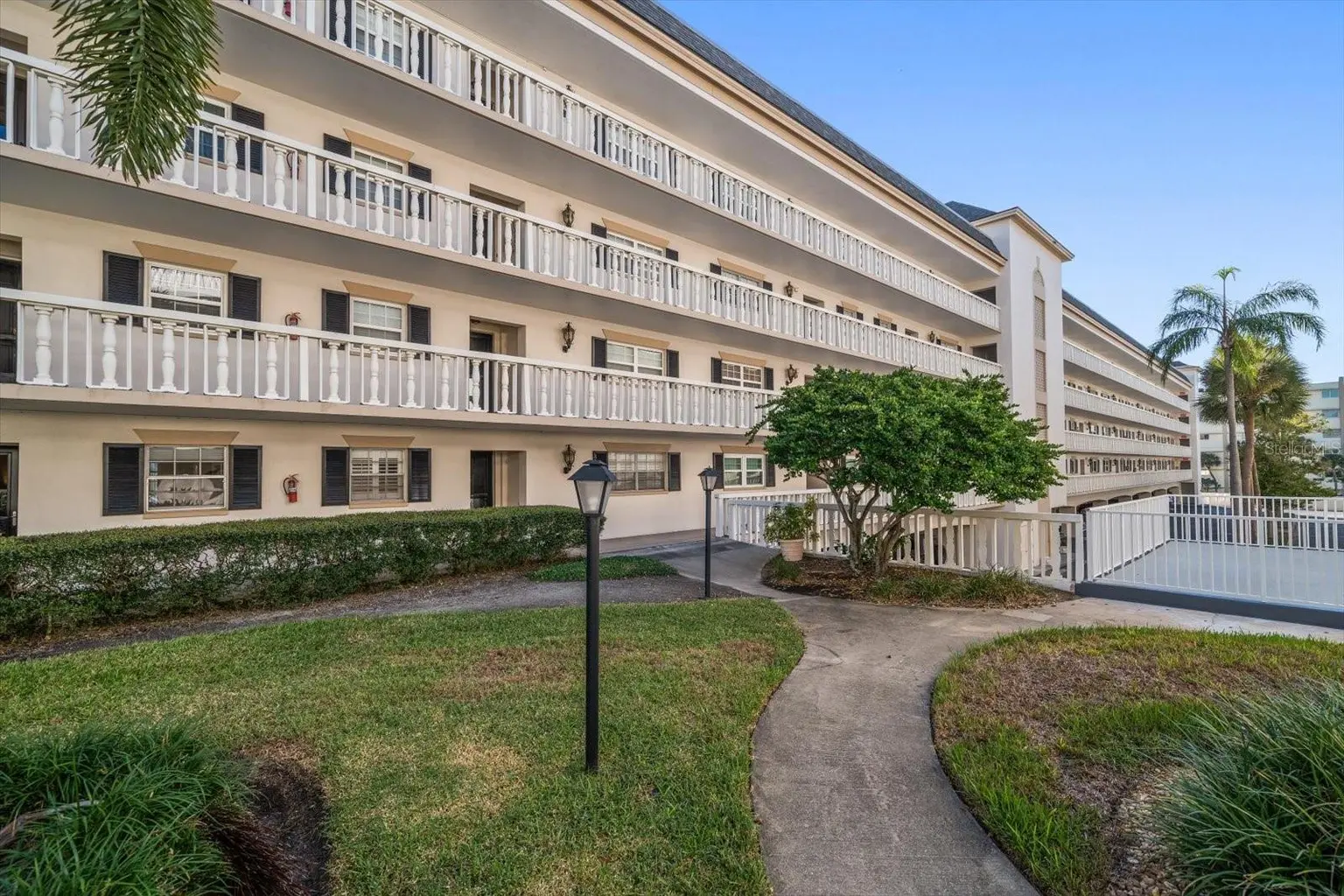 131 BLUFF VIEW DRIVE #106, BELLEAIR BLUFFS, FL, photo 37 of 38