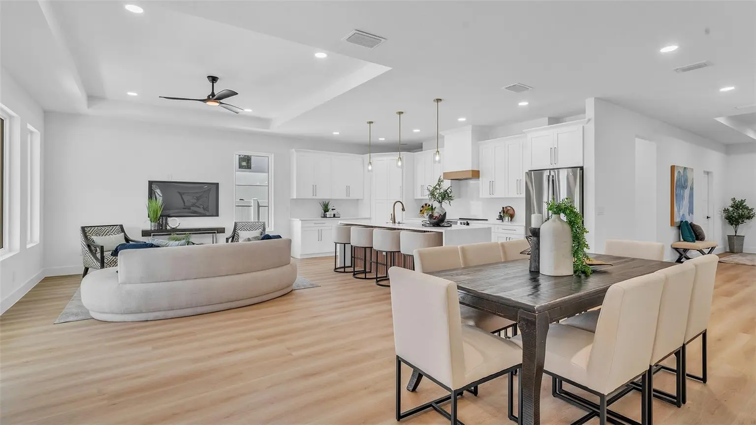 4428 57TH AVENUE N, ST PETERSBURG, FL, photo 11 of 38