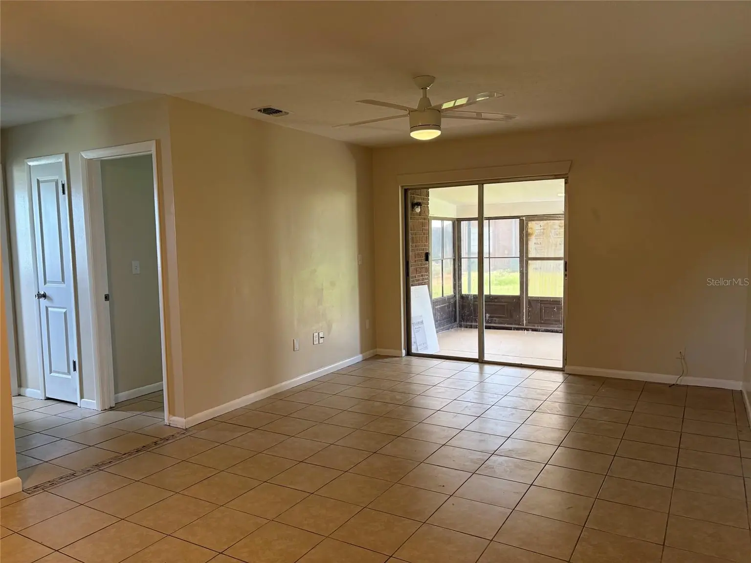 9523 FIELDVIEW CIRCLE #9523, THONOTOSASSA, FL, photo 7 of 14