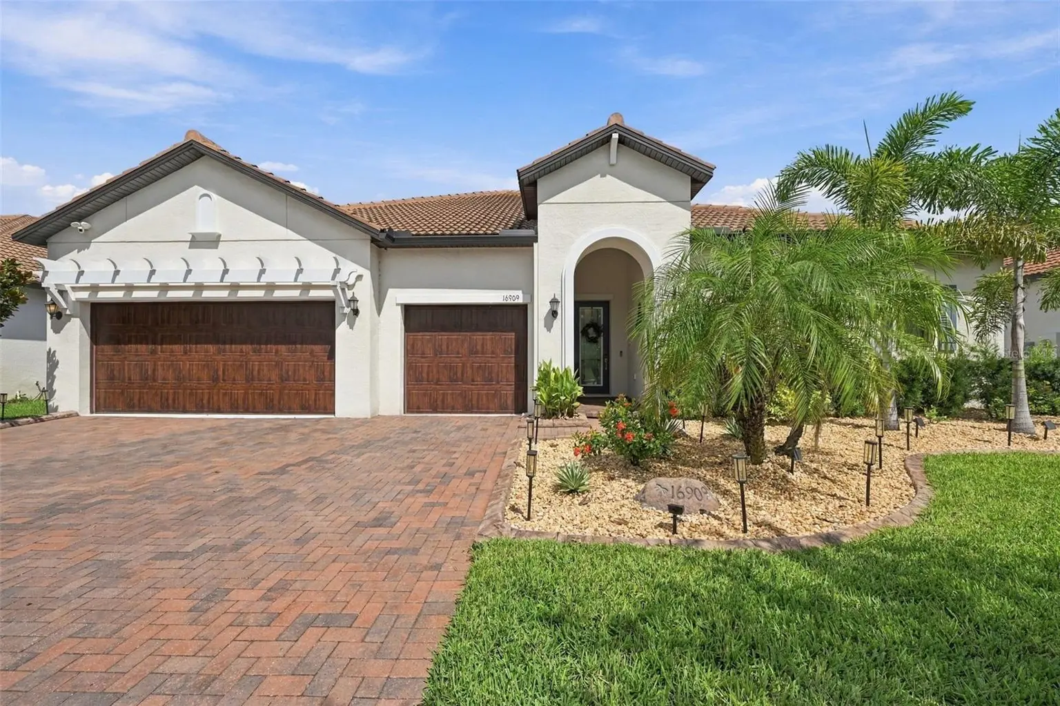 16909 CLEAR CORK DRIVE, WIMAUMA, FL, photo 1 of 77