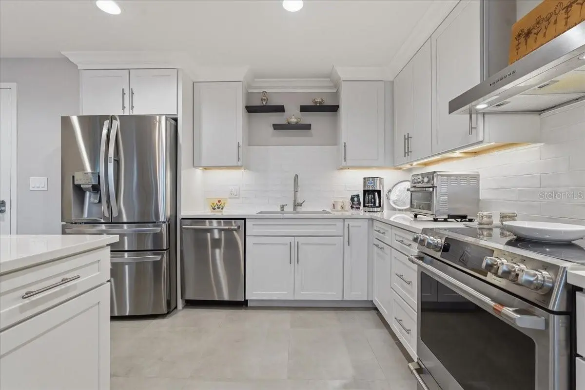 920 N OSCEOLA AVENUE #605, CLEARWATER, FL, photo 11 of 64