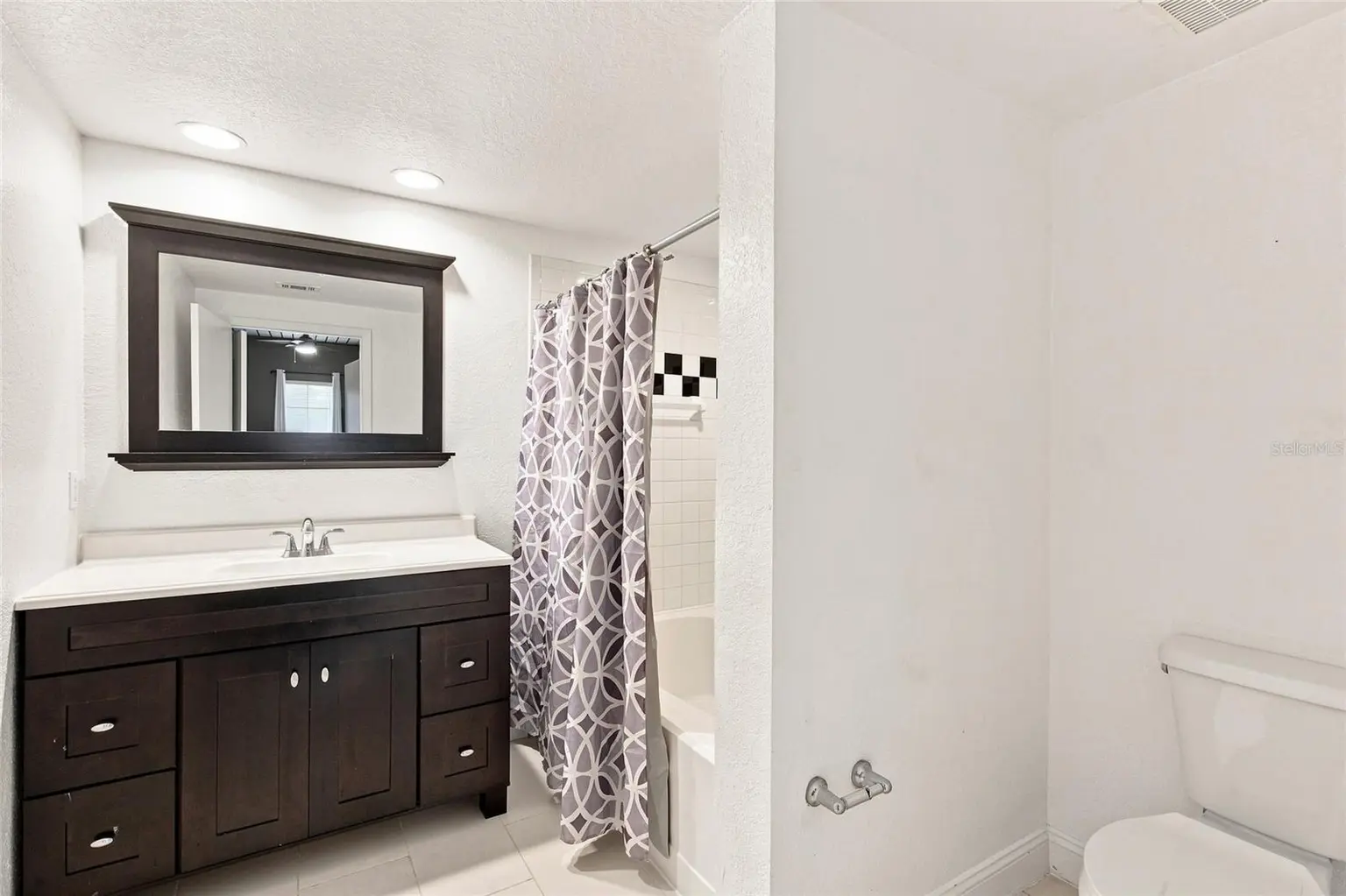 2410 W AZEELE STREET #216, TAMPA, FL, photo 12 of 27