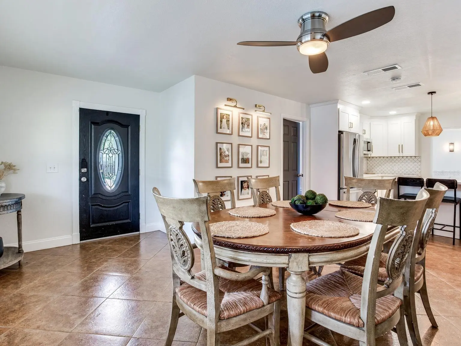 2911 W WINTHROP ROAD, TAMPA, FL, photo 3 of 37