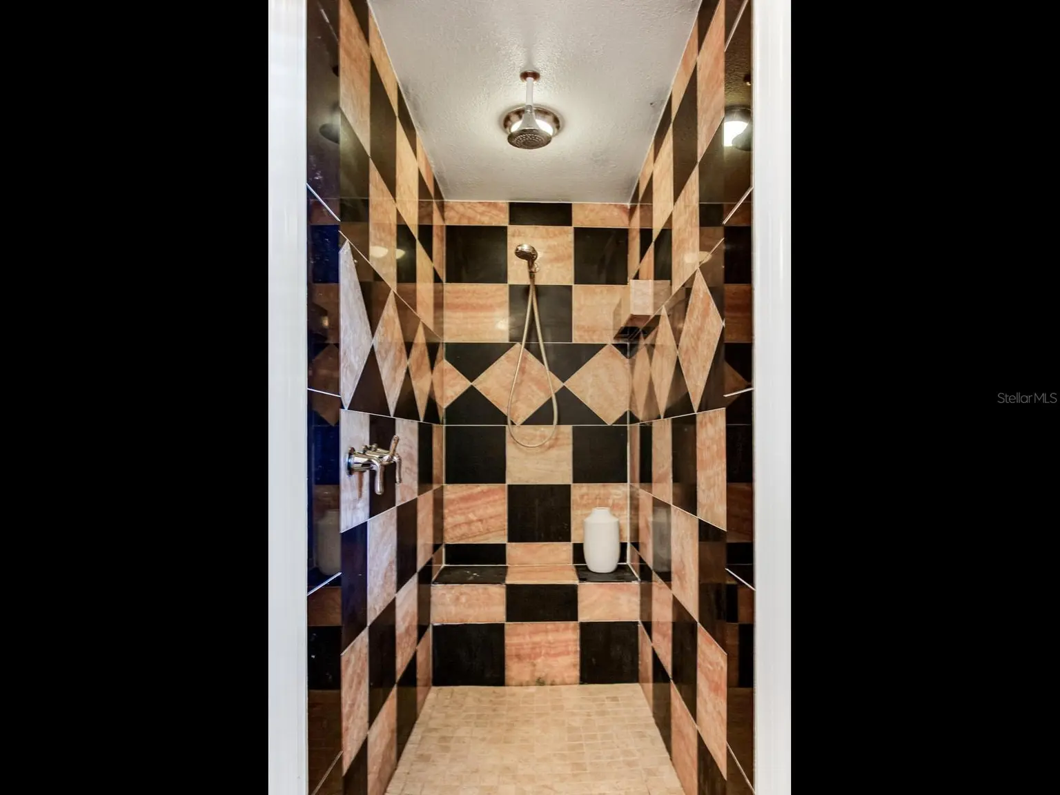 2911 W WINTHROP ROAD, TAMPA, FL, photo 19 of 37